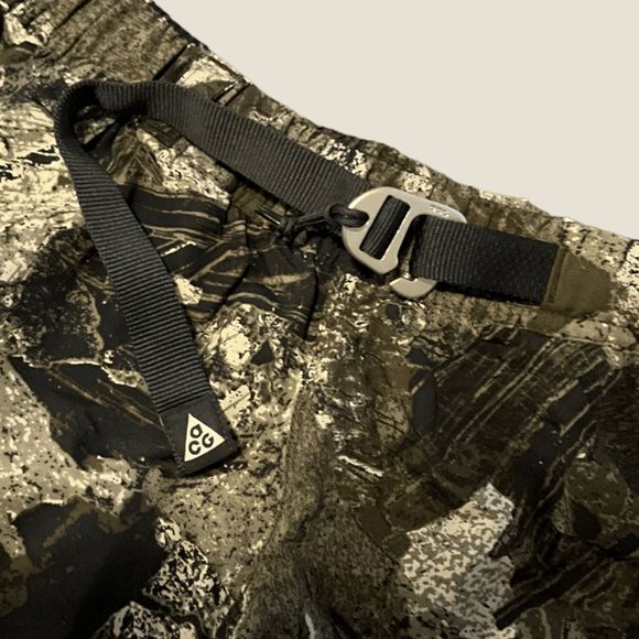 Nike ACG Trail Print Shorts "Snowgrass" Size Large - Picture 2 of 5